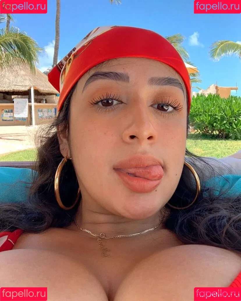 baelib Onlyfans Photo Gallery 