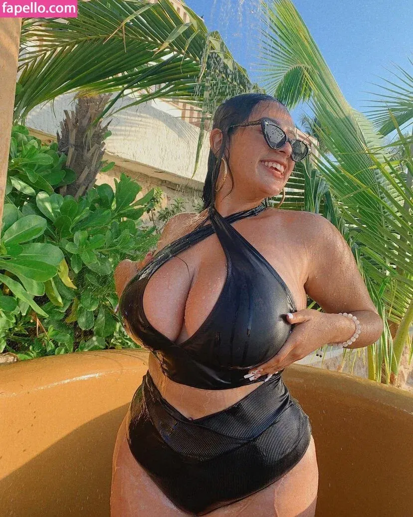 baelib Onlyfans Photo Gallery 