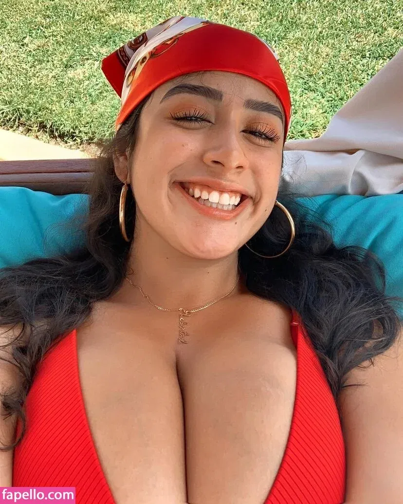 baelib Onlyfans Photo Gallery 