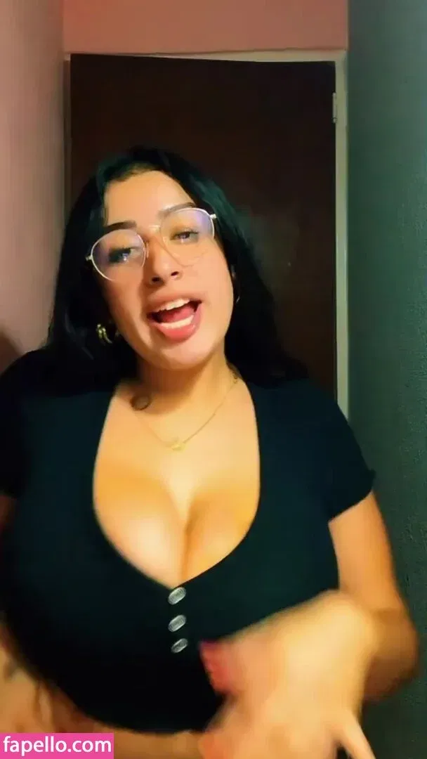 baelib Onlyfans Photo Gallery 