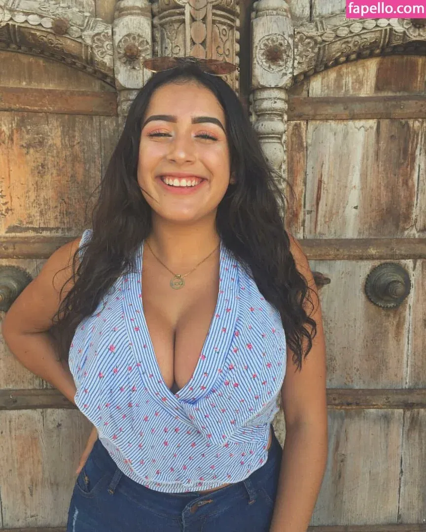 baelib Onlyfans Photo Gallery 