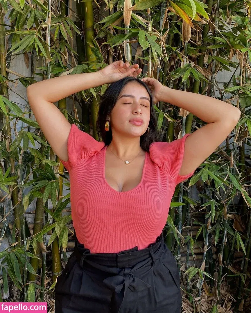 baelib Onlyfans Photo Gallery 