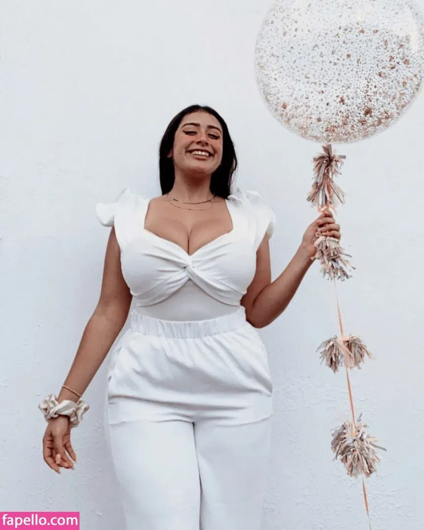 baelib Onlyfans Photo Gallery 