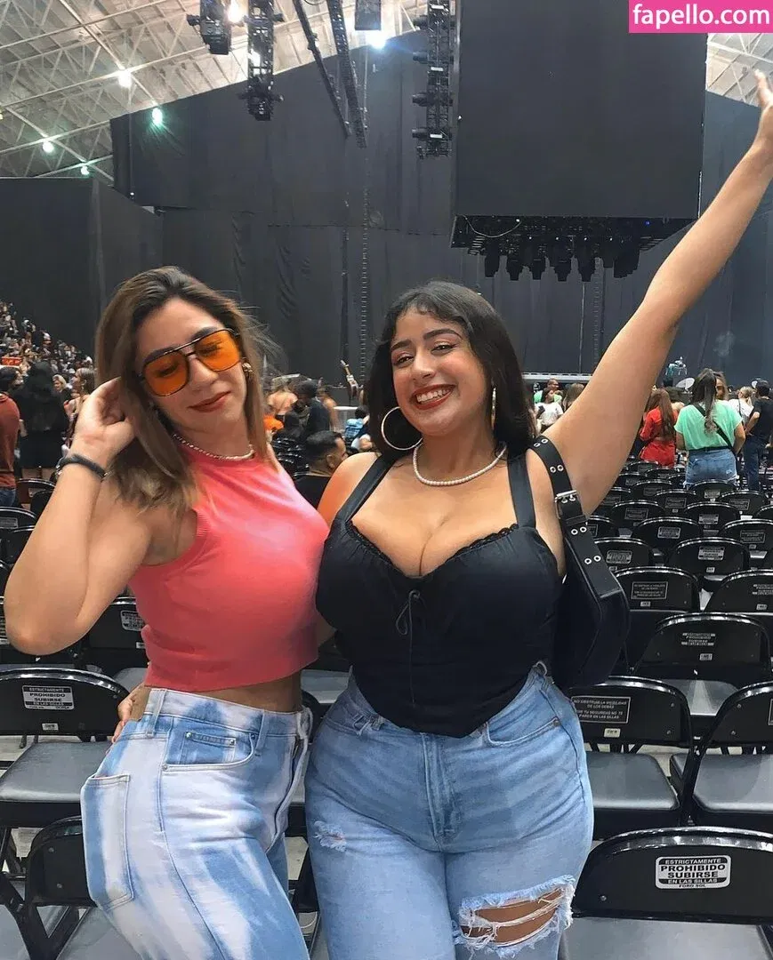 baelib Onlyfans Photo Gallery 