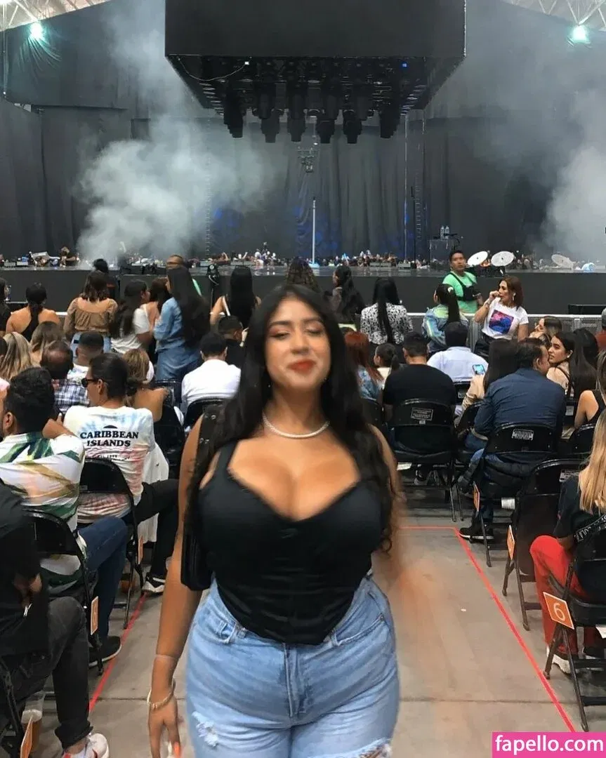 baelib Onlyfans Photo Gallery 