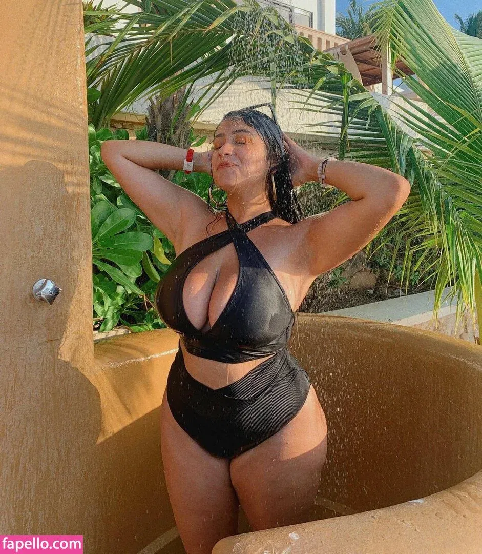 baelib Onlyfans Photo Gallery 