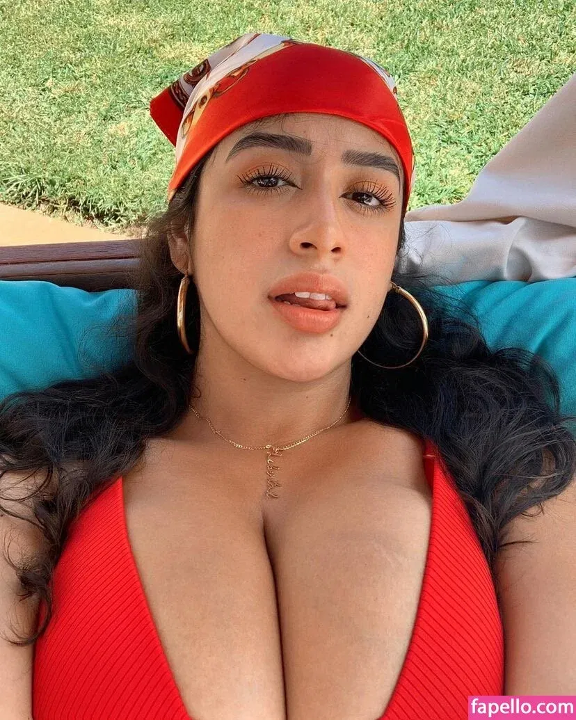 baelib Onlyfans Photo Gallery 