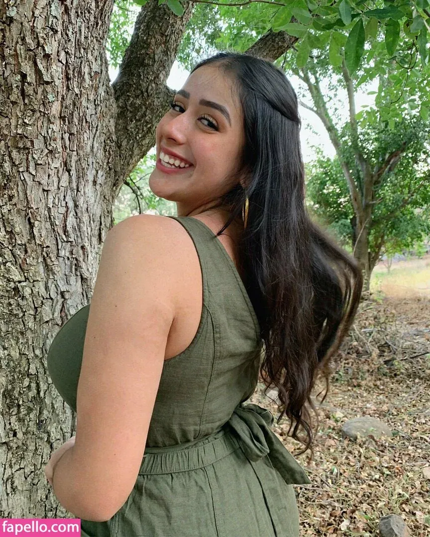 baelib Onlyfans Photo Gallery 