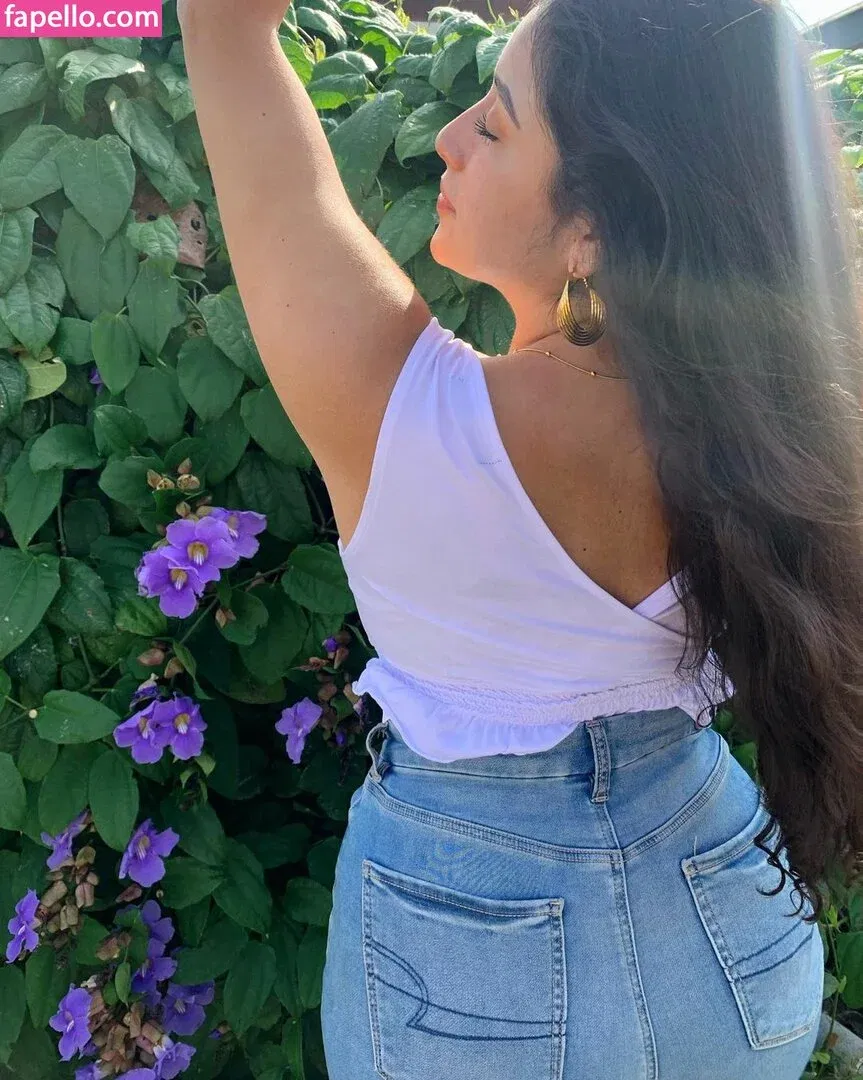 baelib Onlyfans Photo Gallery 