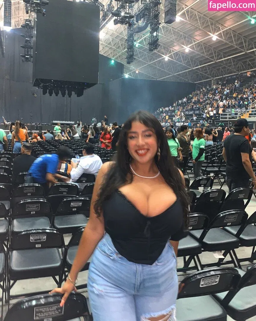 baelib Onlyfans Photo Gallery 