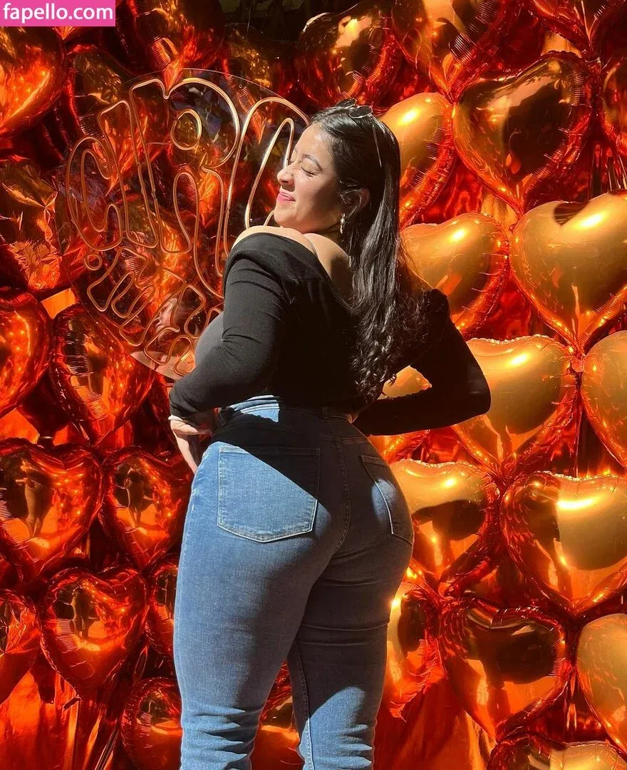 baelib Onlyfans Photo Gallery 