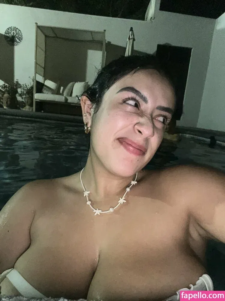 baelib Onlyfans Photo Gallery 