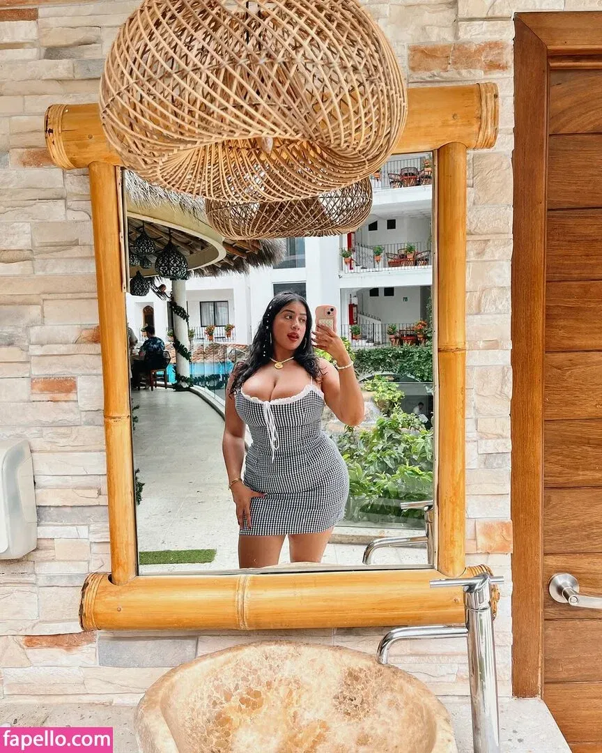 baelib Onlyfans Photo Gallery 