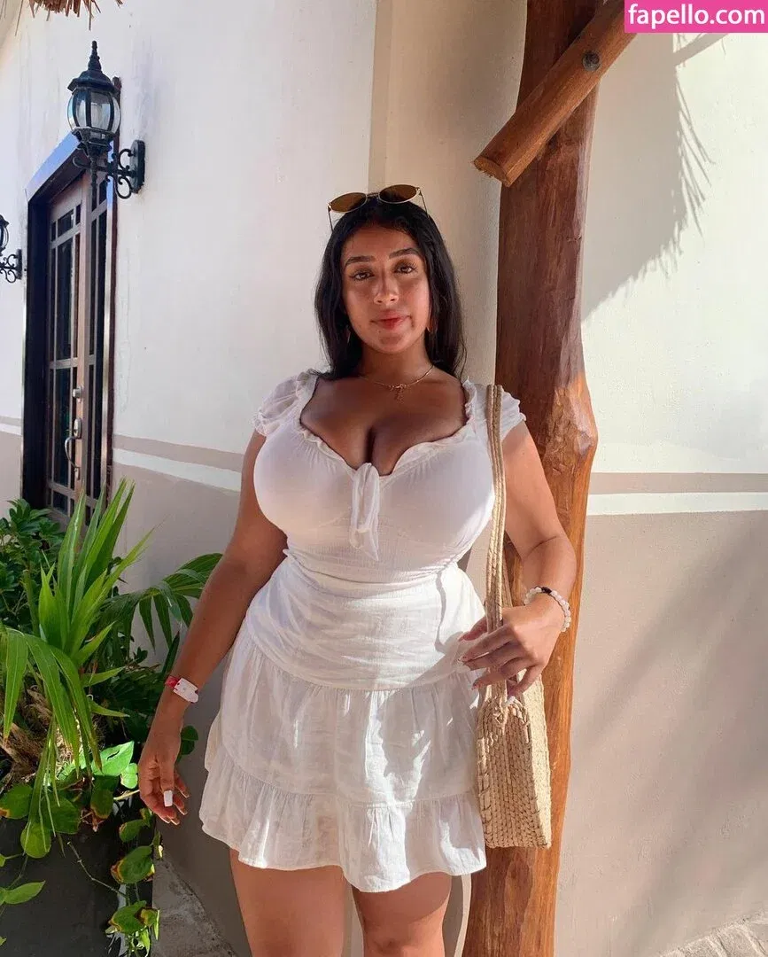 baelib Onlyfans Photo Gallery 