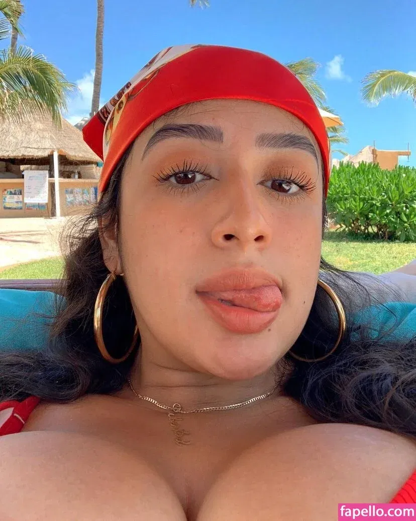 baelib Onlyfans Photo Gallery 