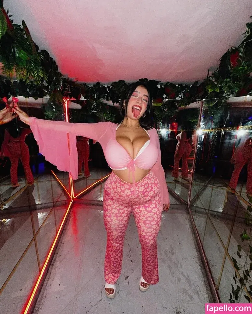 baelib Onlyfans Photo Gallery 