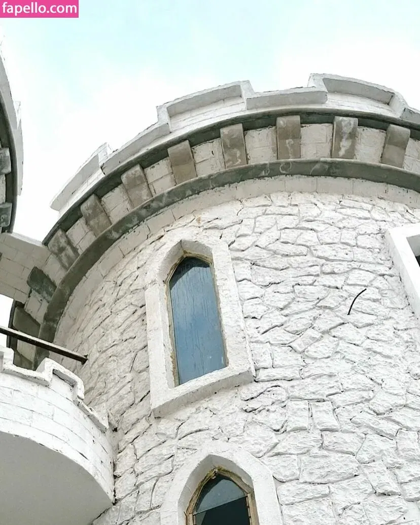 baelib Onlyfans Photo Gallery 