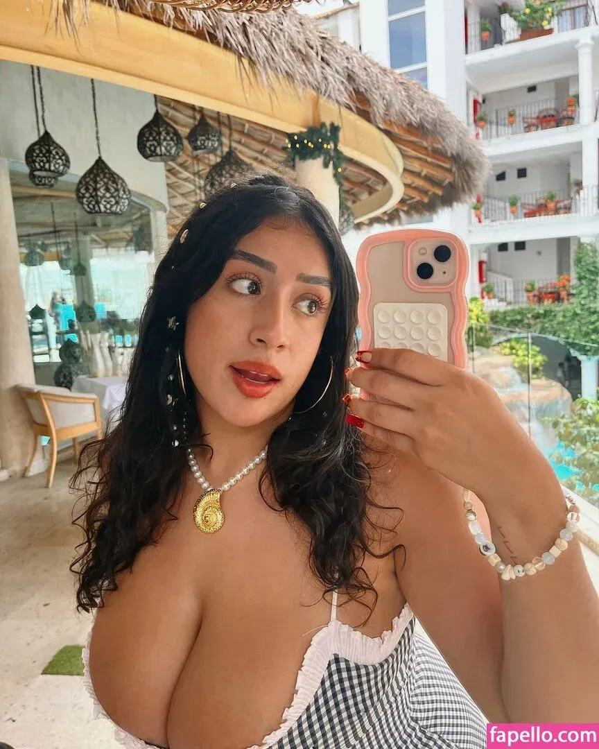 baelib Onlyfans Photo Gallery 