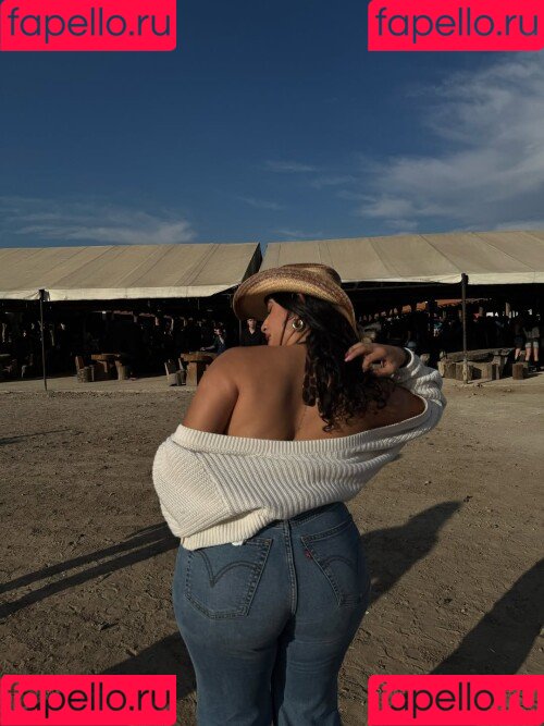 baelib Onlyfans Photo Gallery 