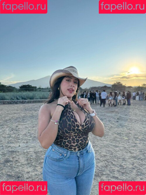 baelib Onlyfans Photo Gallery 