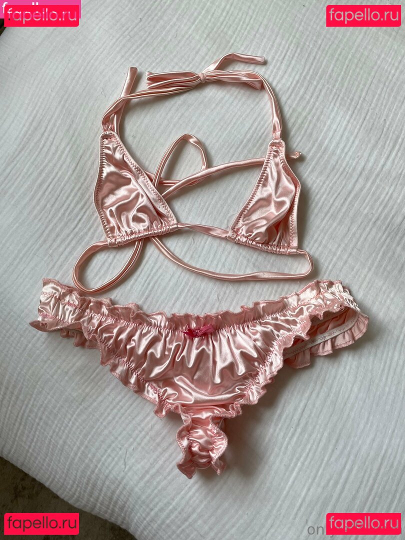 leilalewisx Nude Onlyfans Photo 7