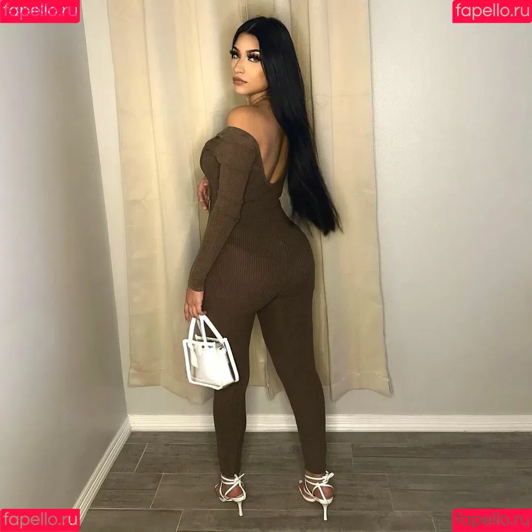 Lorena Rodriguez Onlyfans Photo Gallery 