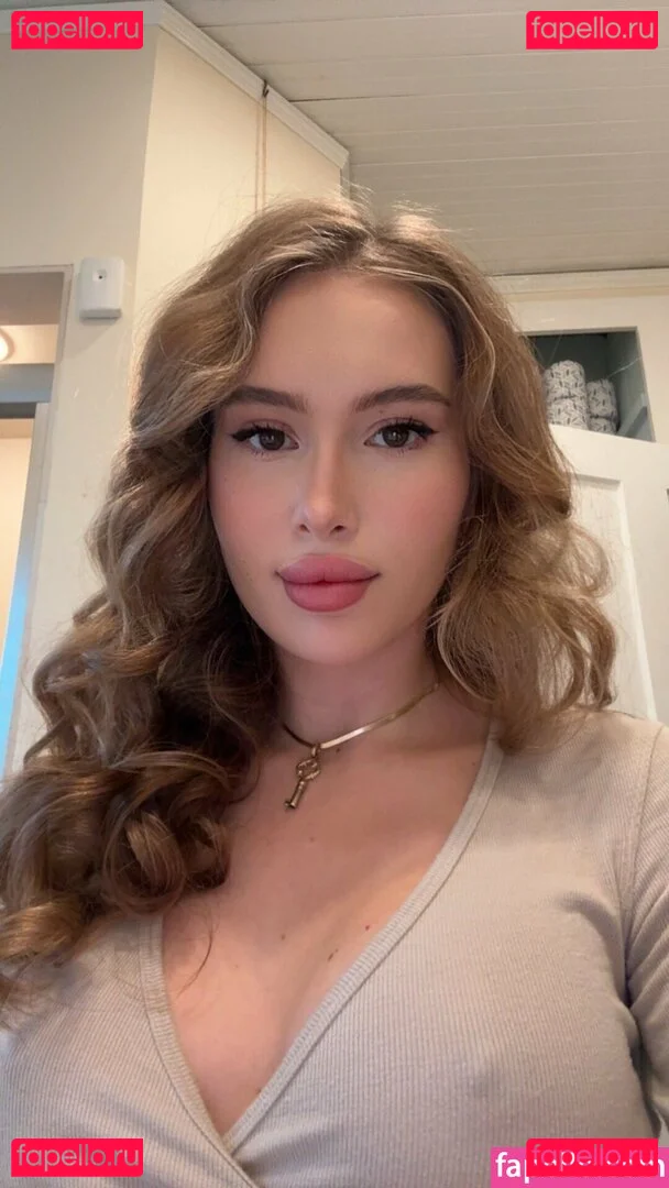 porcelaingoirl Onlyfans Photo Gallery 