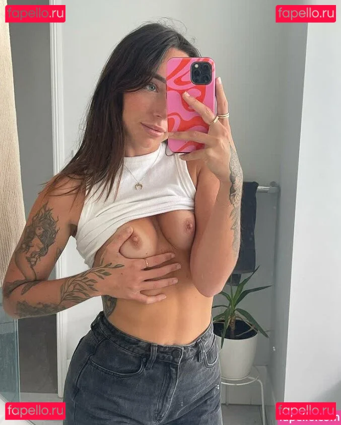 maddieneville Onlyfans Photo Gallery 