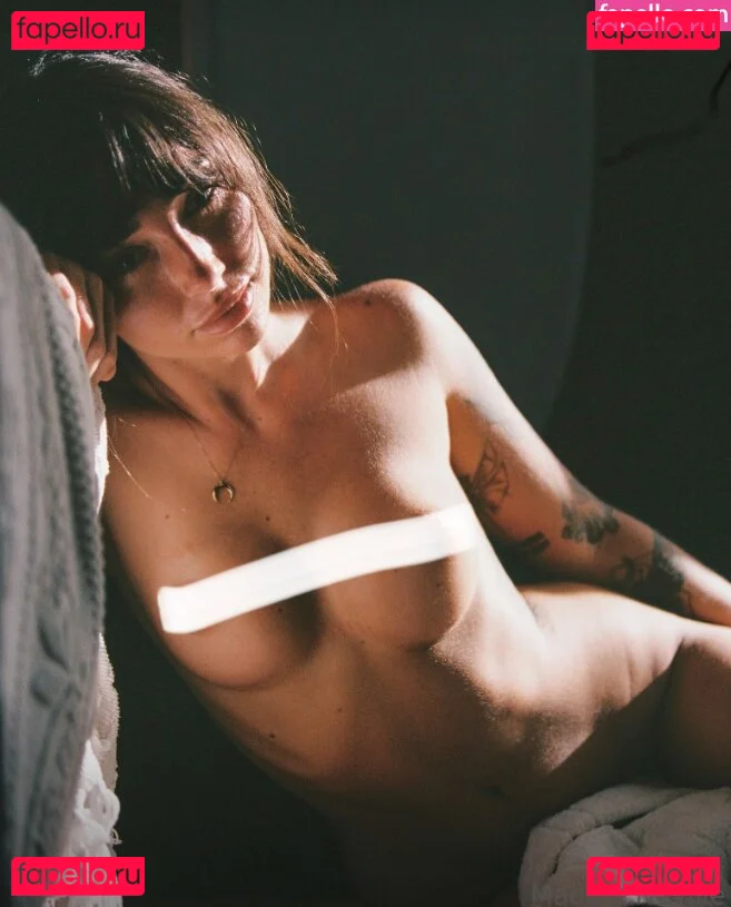 maddieneville Onlyfans Photo Gallery 