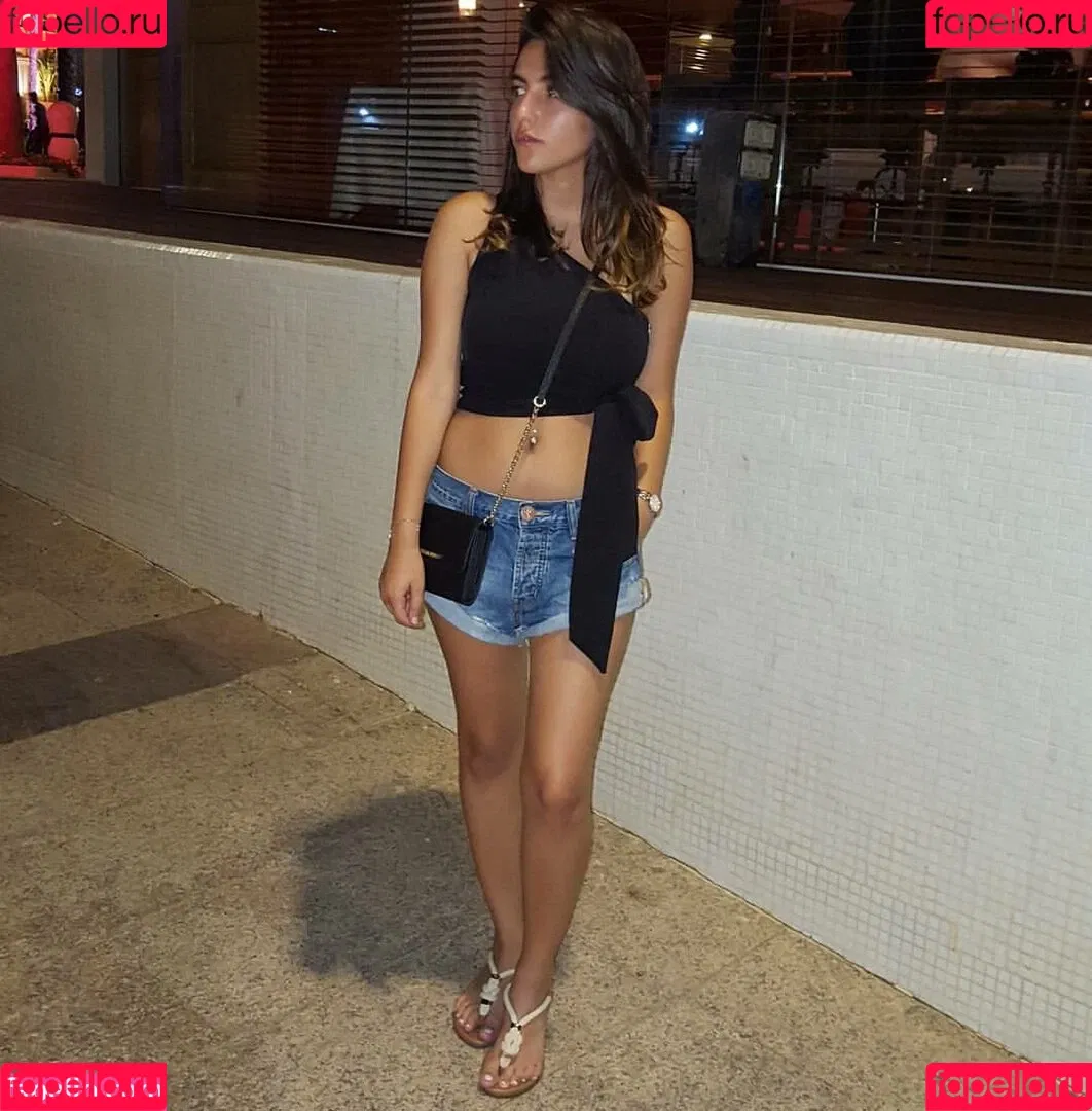 Meshi Malka Onlyfans Photo Gallery 