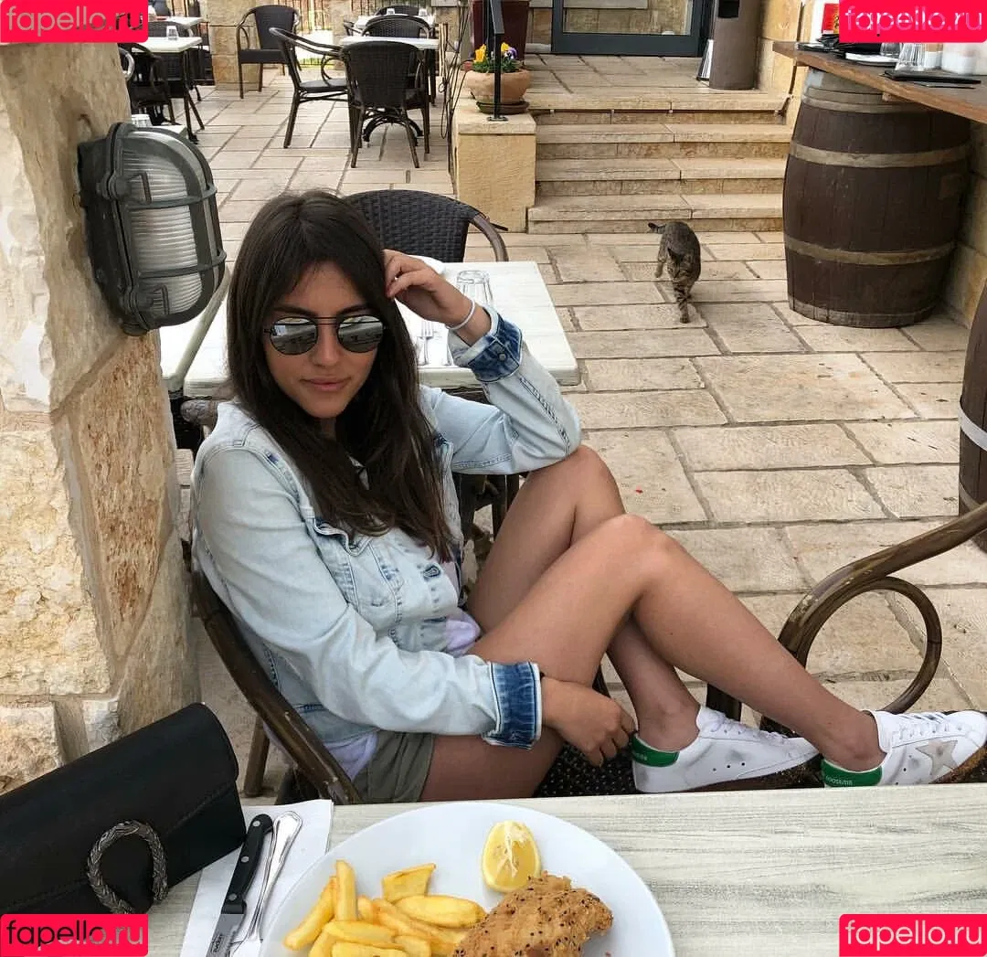Meshi Malka Onlyfans Photo Gallery 
