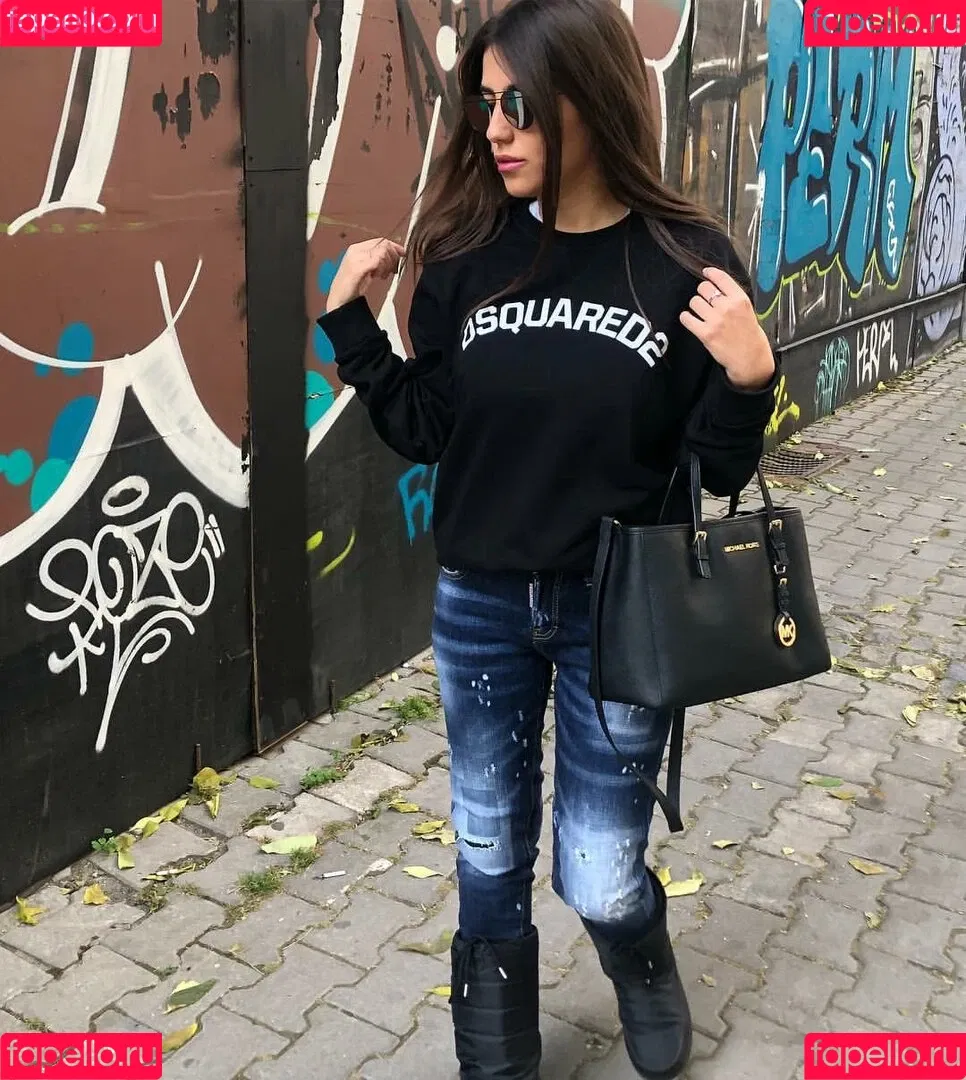 Meshi Malka Onlyfans Photo Gallery 