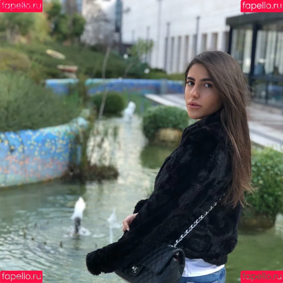 Meshi Malka Onlyfans Photo Gallery 