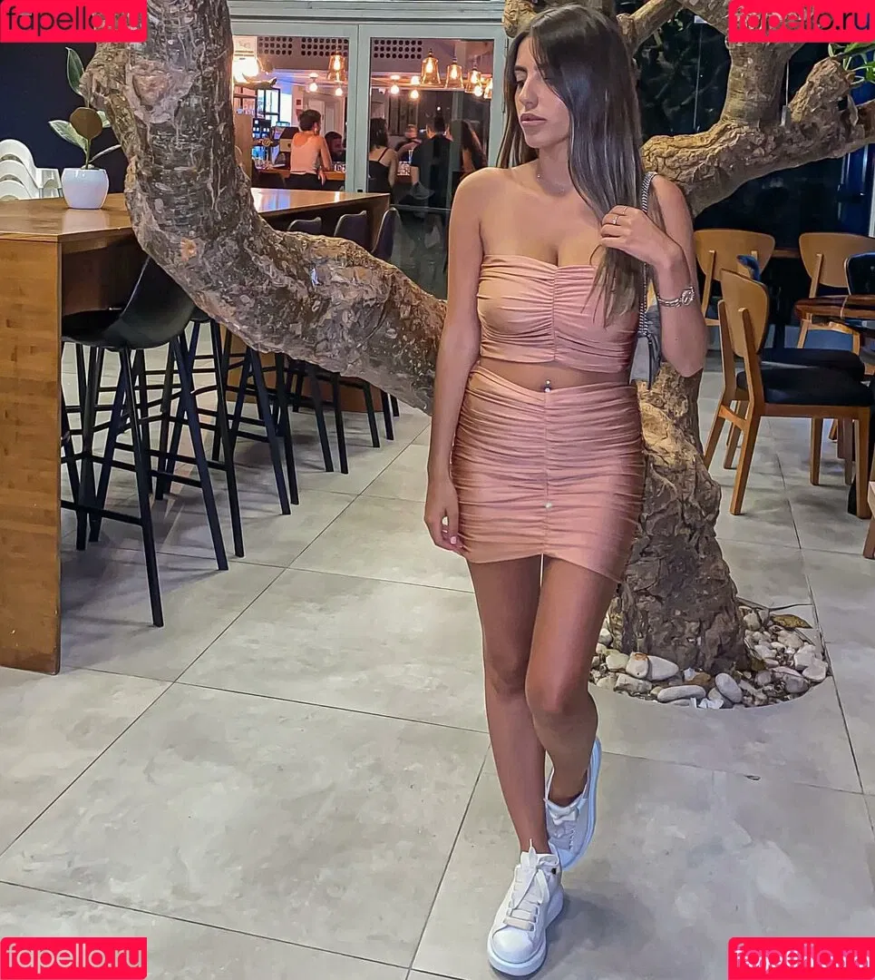 Meshi Malka Onlyfans Photo Gallery 