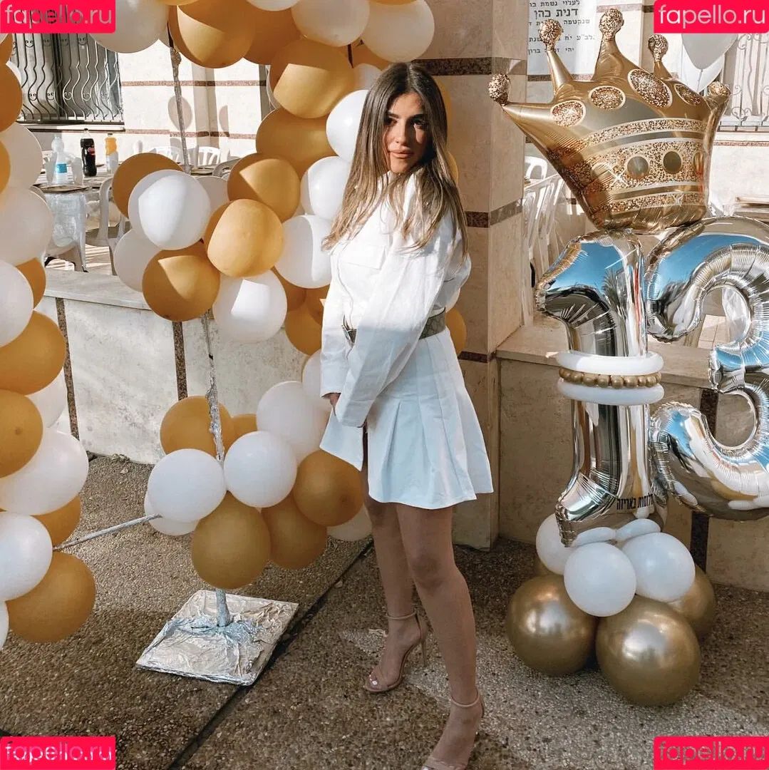 Meshi Malka Onlyfans Photo Gallery 