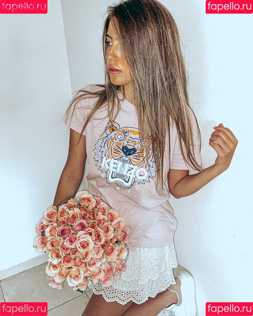 Meshi Malka Onlyfans Photo Gallery 