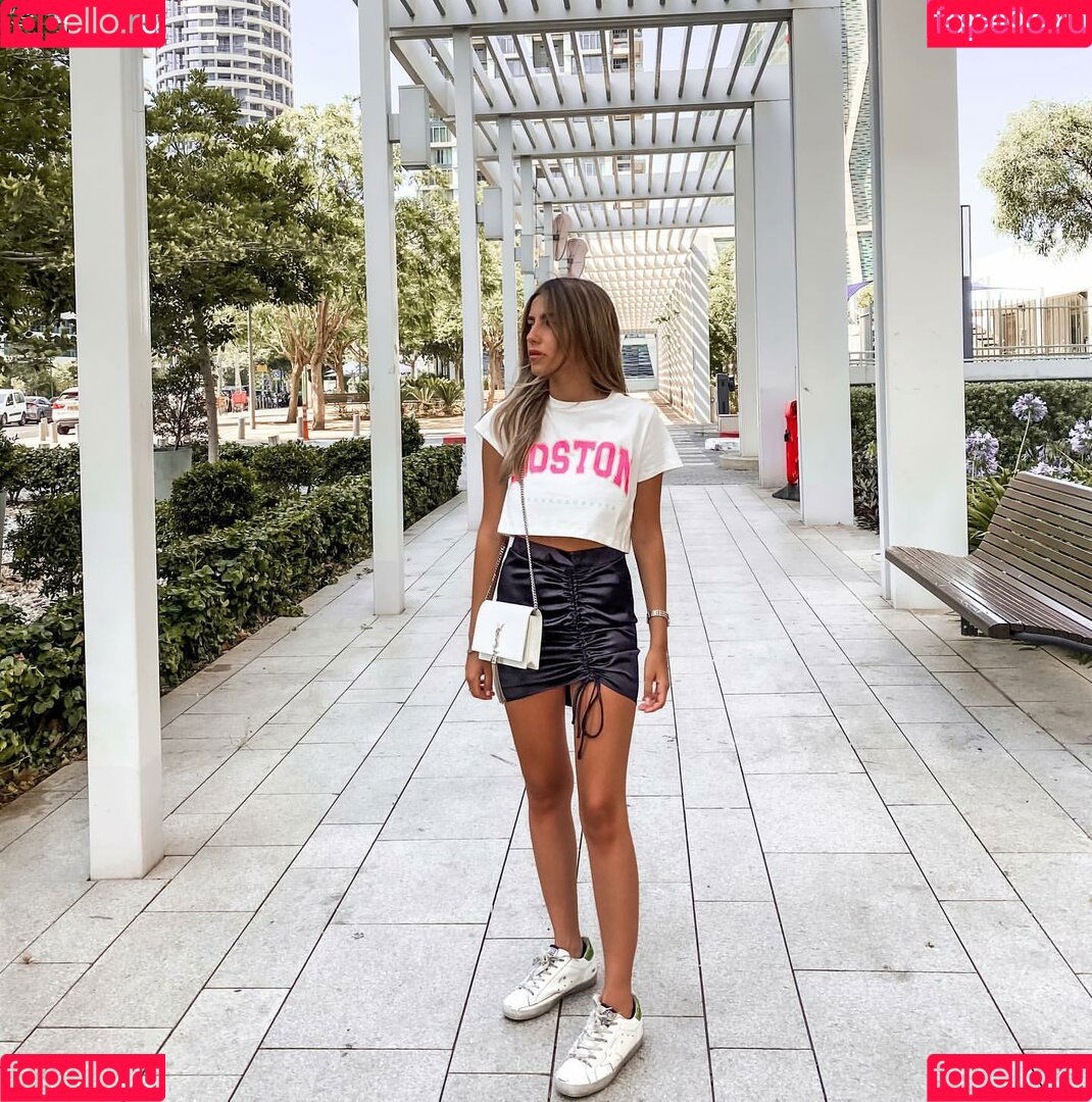 Meshi Malka Onlyfans Photo Gallery 