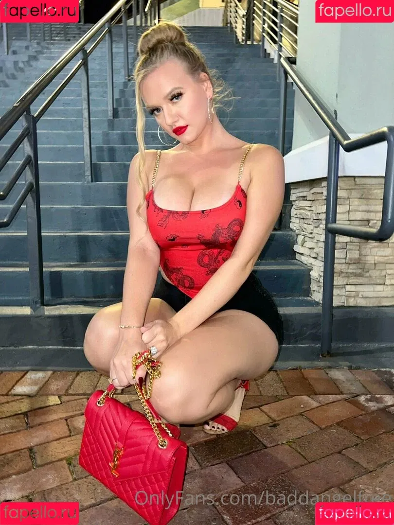 baddangelfree Onlyfans Photo Gallery 