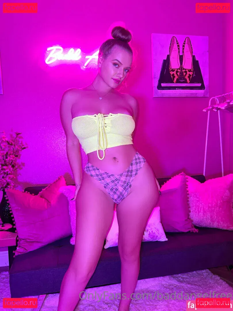 baddangelfree Onlyfans Photo Gallery 