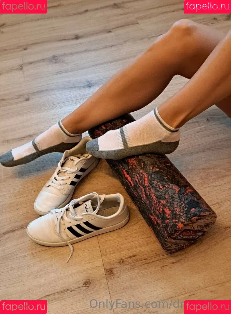 dmndfeet Onlyfans Photo Gallery 