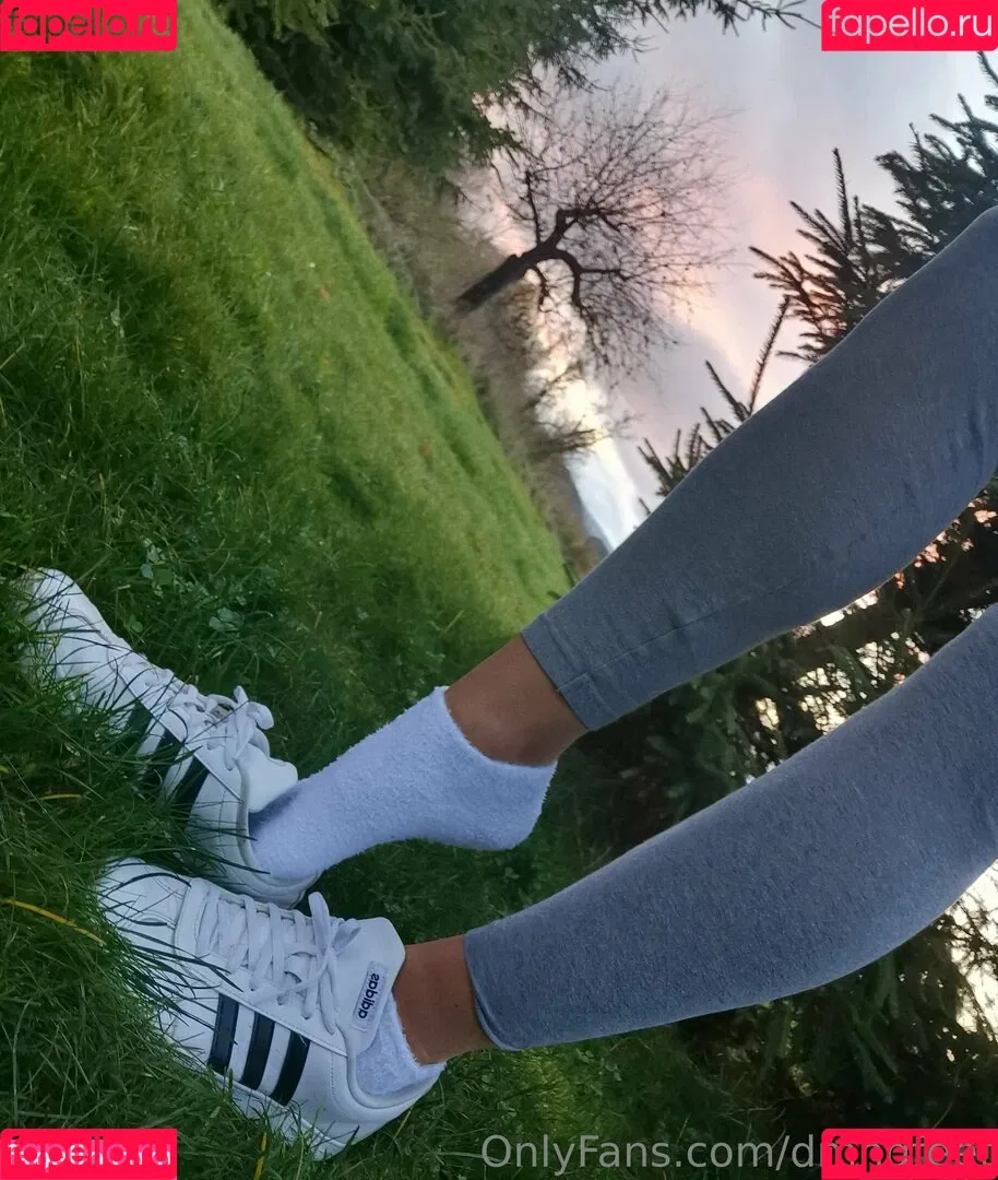 dmndfeet Onlyfans Photo Gallery 