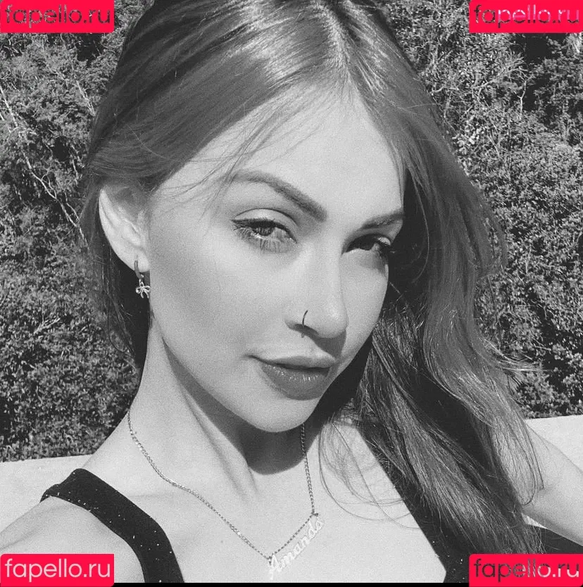 Amanda Toledo Onlyfans Photo Gallery 