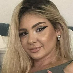 analiabigbuttfree Onlyfans Photo Gallery 