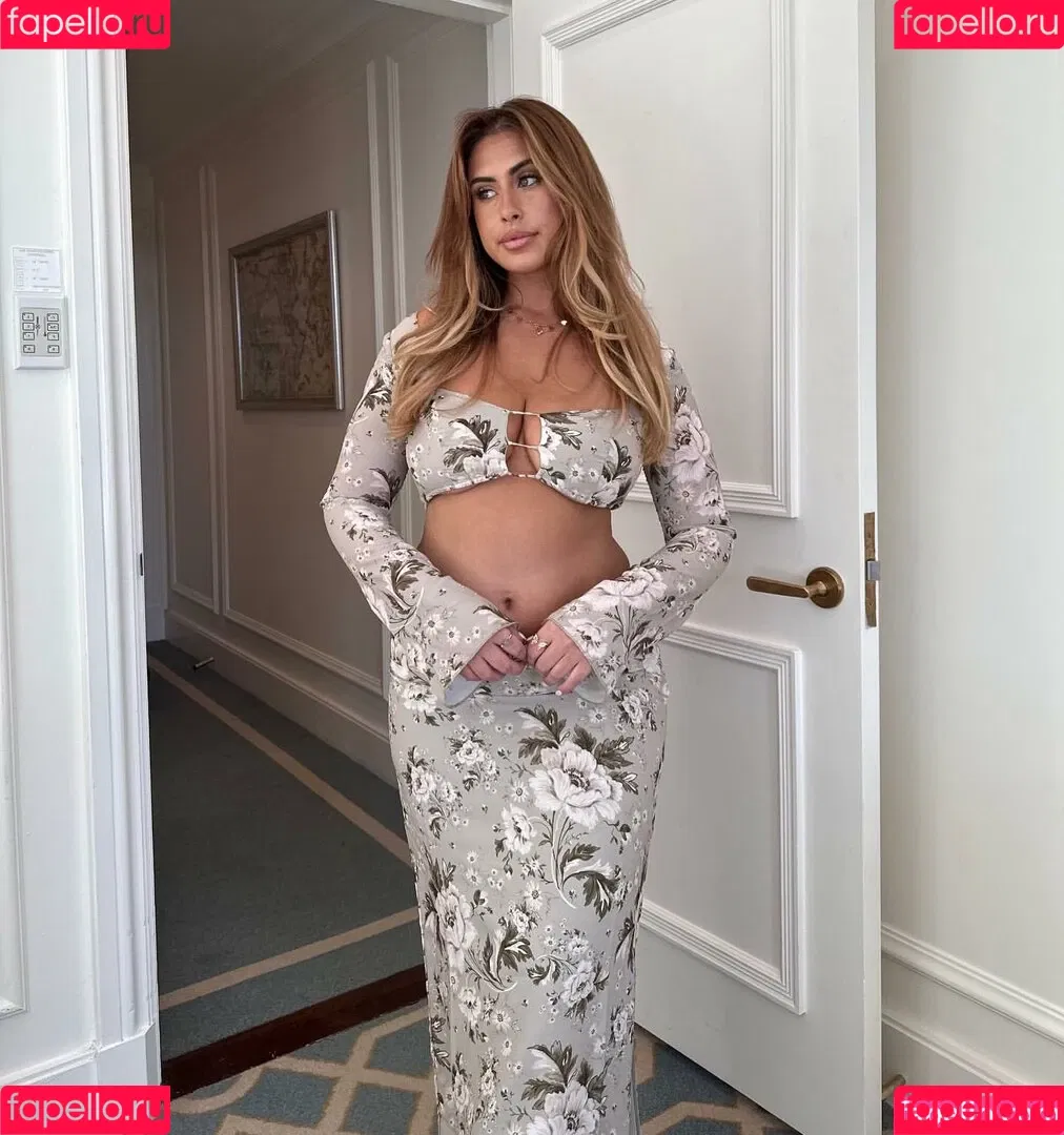 Ariella Nyssa Onlyfans Photo Gallery 