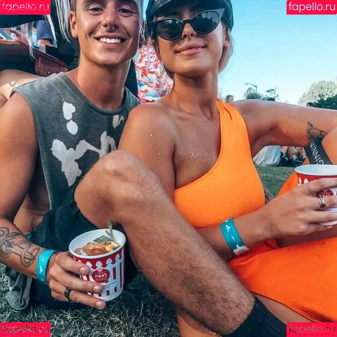 Ariella Nyssa Onlyfans Photo Gallery 