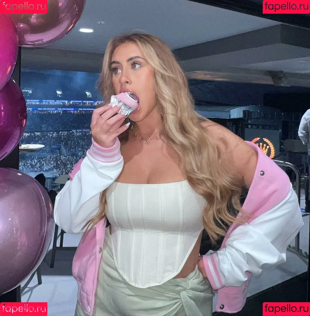 Ariella Nyssa Onlyfans Photo Gallery 