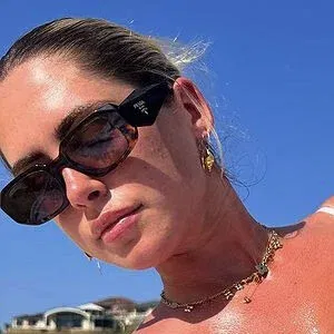 Ariella Nyssa Onlyfans Photo Gallery 