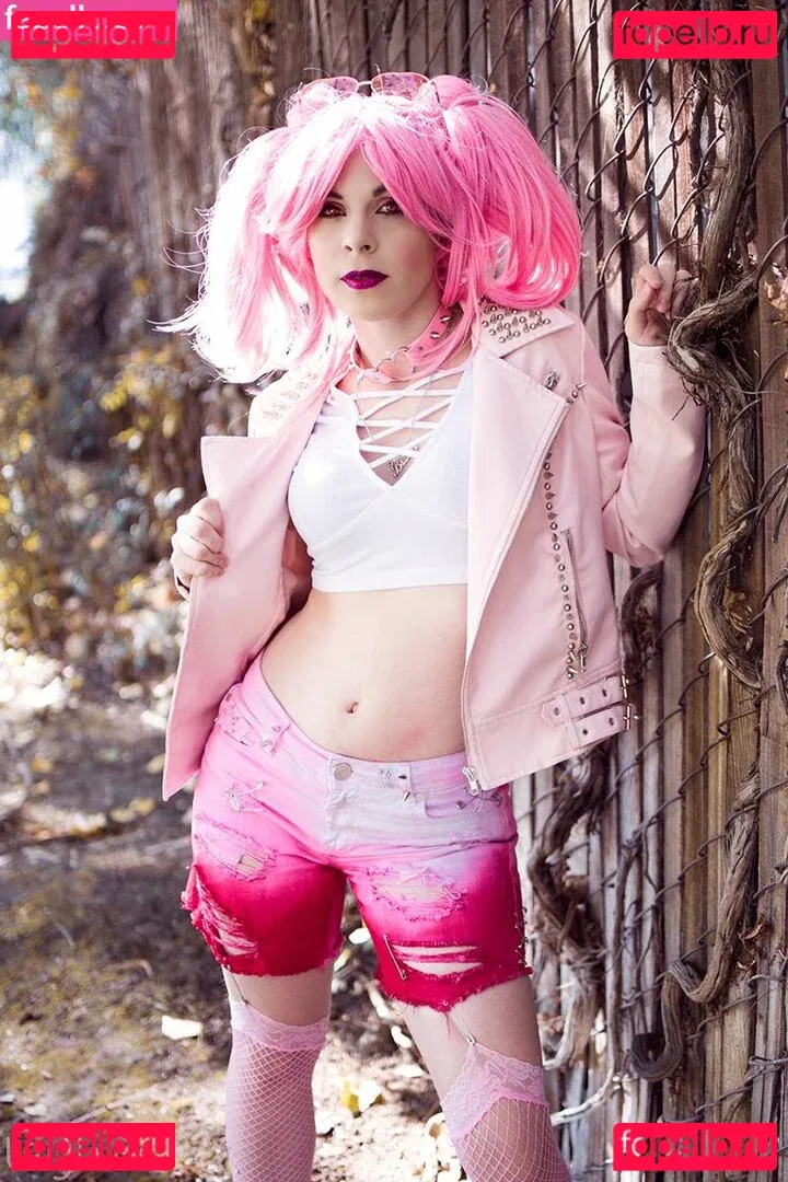 Khainsaw Onlyfans Photo Gallery 