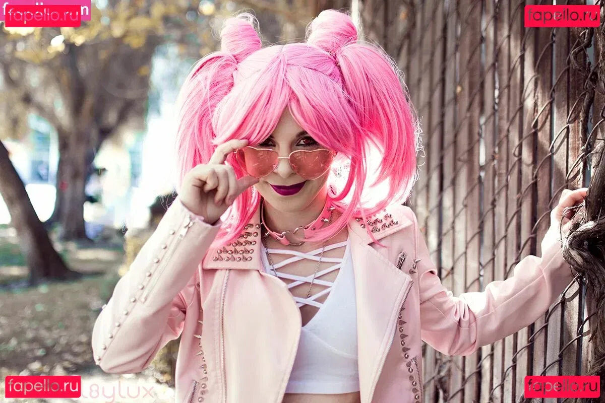 Khainsaw Onlyfans Photo Gallery 