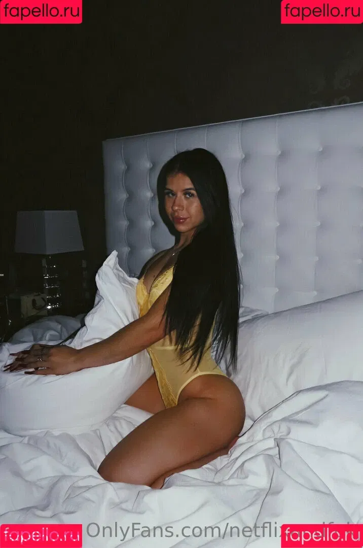 lizzysnyder18 Onlyfans Photo Gallery 